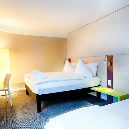 B&B Hotel Aalen מלון אאלן