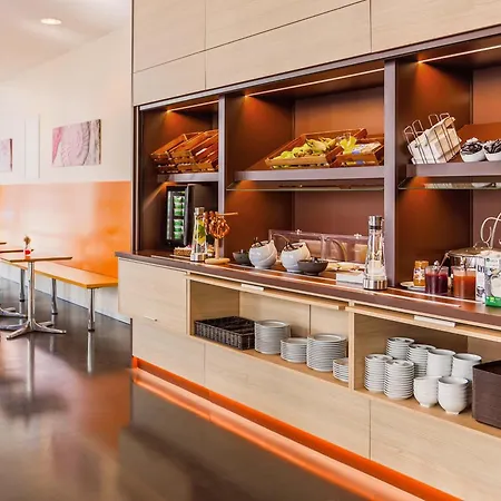 B&B Hotel Aalen Ξενοδοχείο