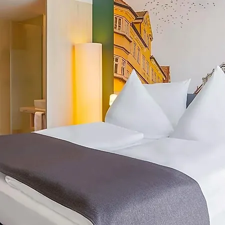 מלון B&B Hotel Aalen