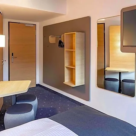 מלון B&B Hotel Aalen