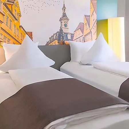 B&B Hotel Aalen מלון אאלן