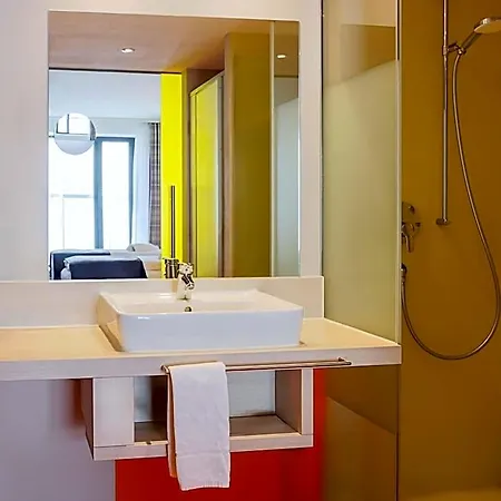B&B Hotel Aalen מלון 3*
